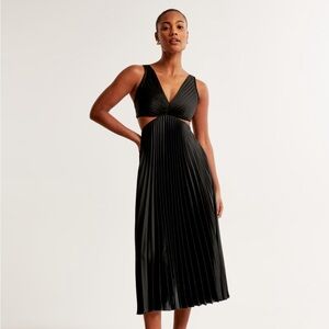 The A&F Giselle Pleated Cutout Maxi Dress